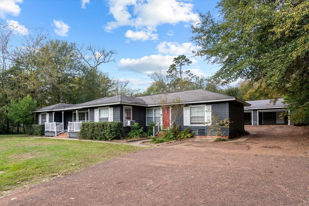 Property Photo:  502 South Temple Dr  TX 75941 