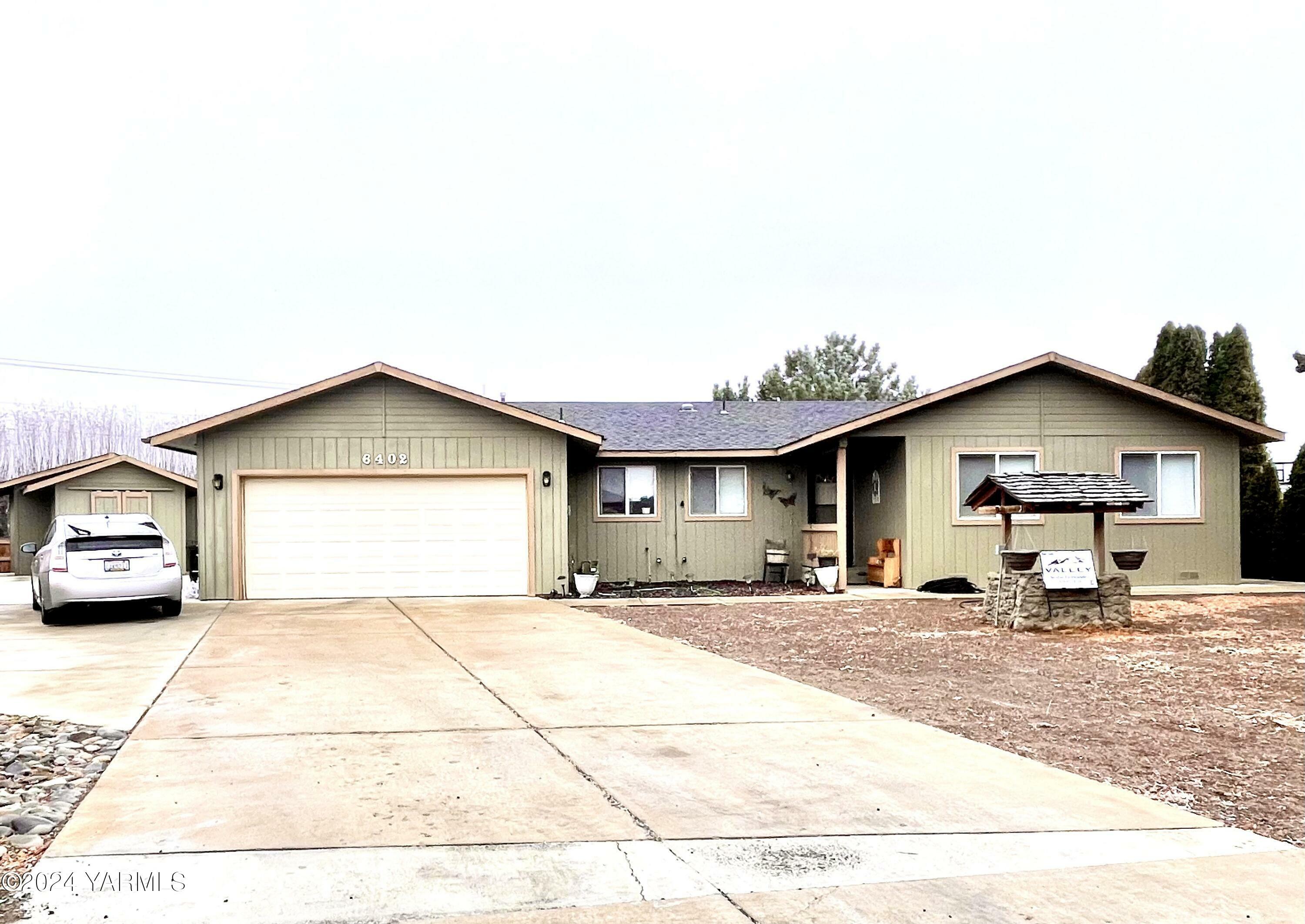 Property Photo:  6402 Fremont Dr  WA 98908 