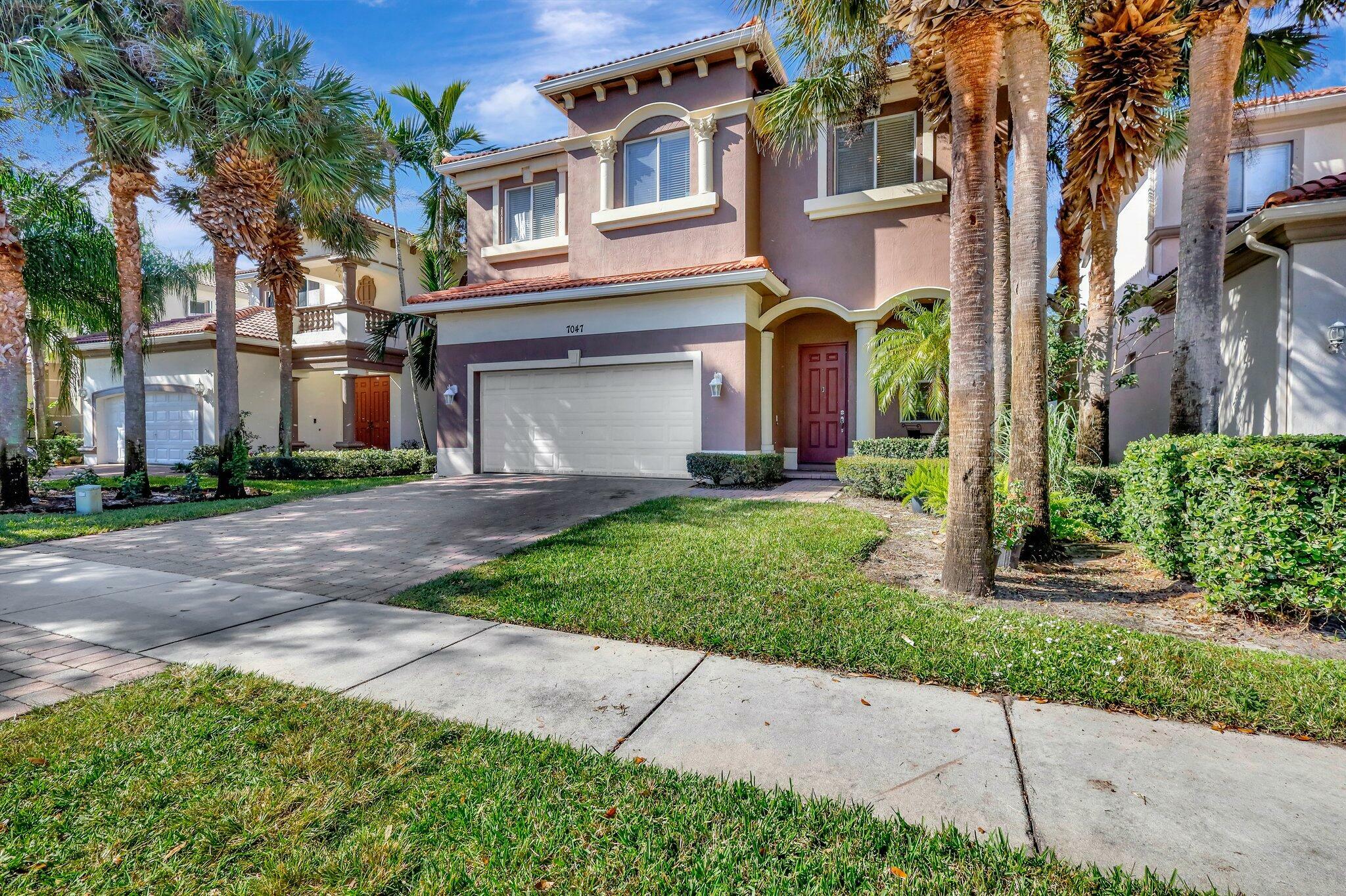 Property Photo:  7047 Ivy Crossing Lane  FL 33436 