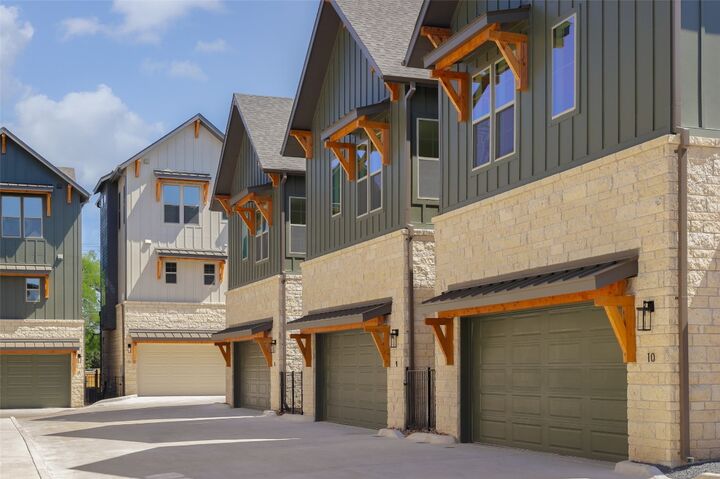 Property Photo: 3500 Pecan Springs Road 10 TX 78723