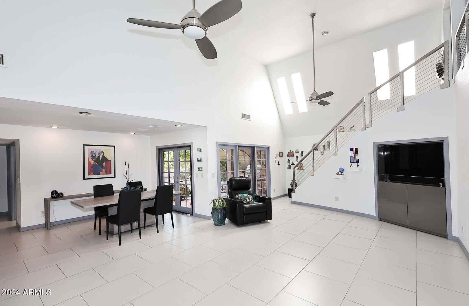 Property Photo: 3055 E Marlette Avenue AZ 85016