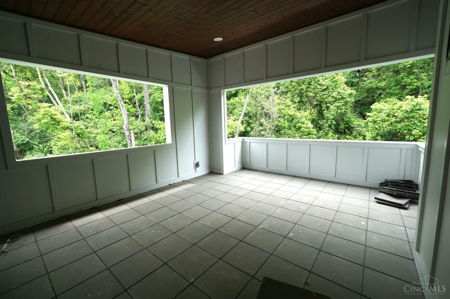 Property Photo: 3750 Miami Run OH 45227