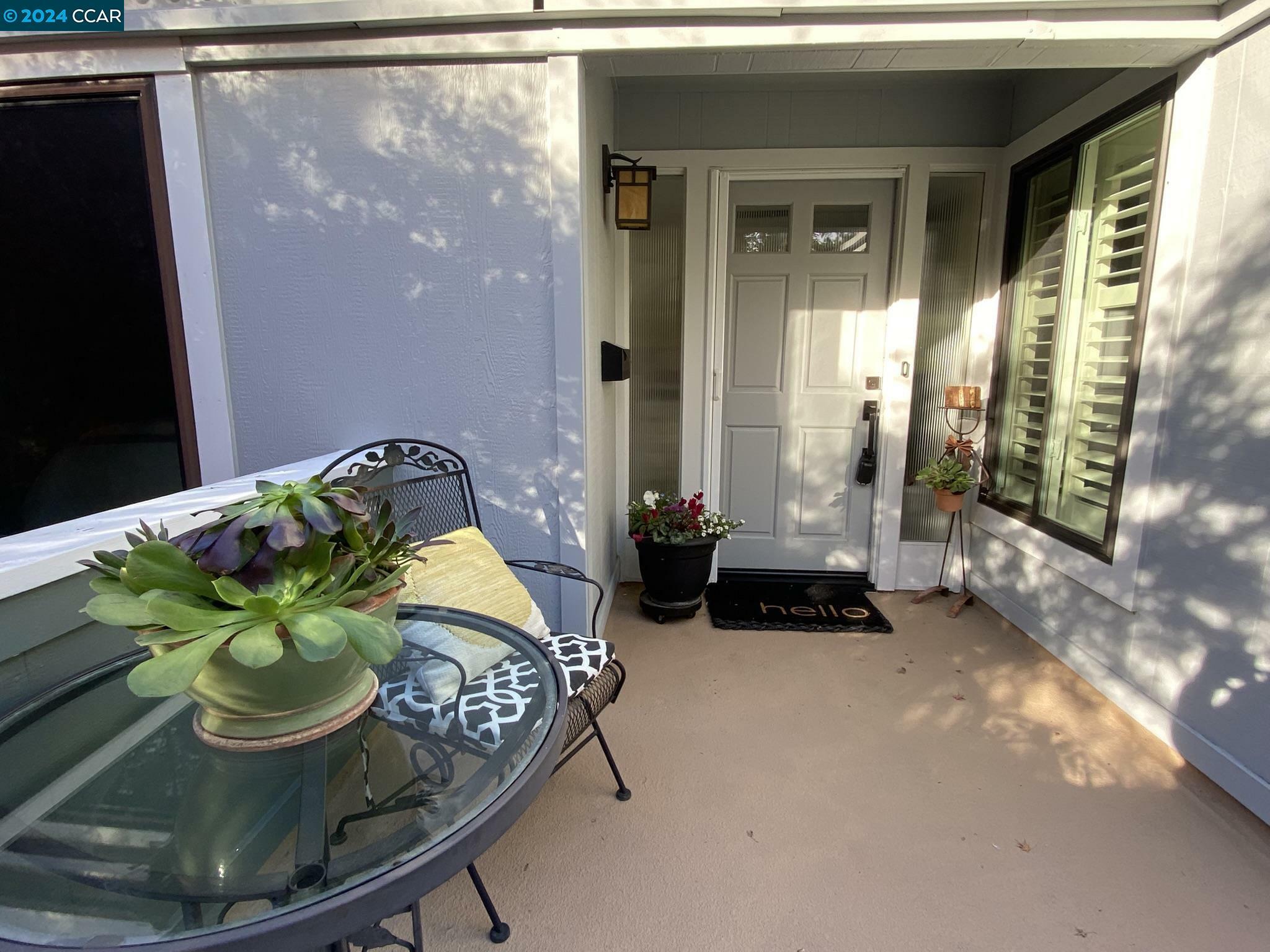 Property Photo:  1401 Oakmont Drive 1  CA 94595 