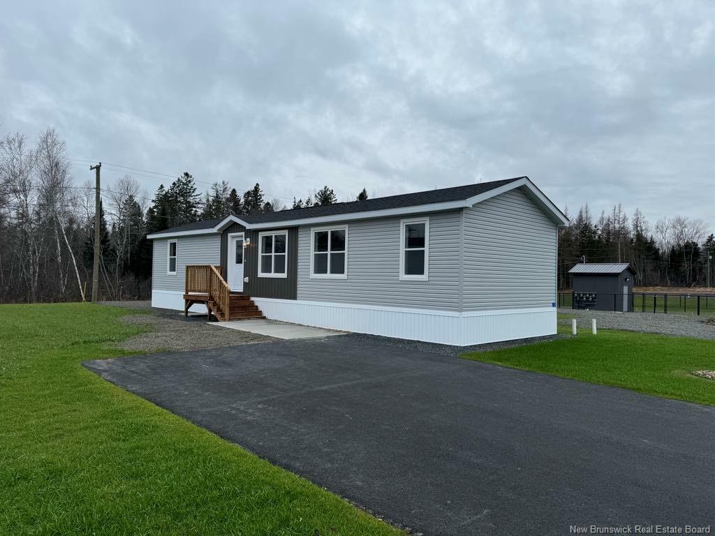 Property Photo:  13 Luanne Drive  NB E3B 9E5 