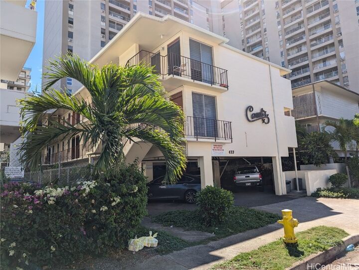 433 Pau Street  Honolulu HI 96815 photo