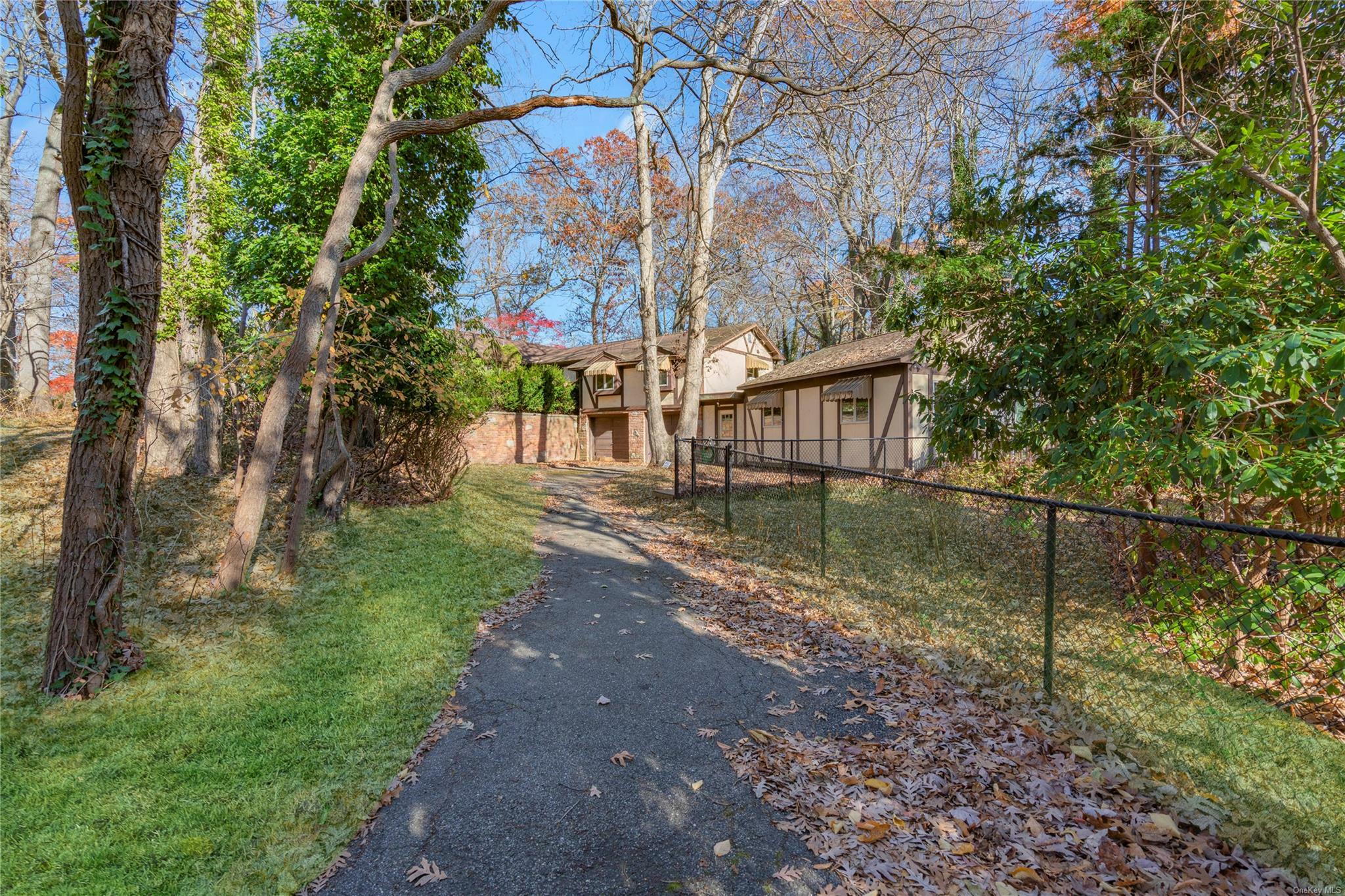 Property Photo:  114 Oakwood Drive  NY 11792 