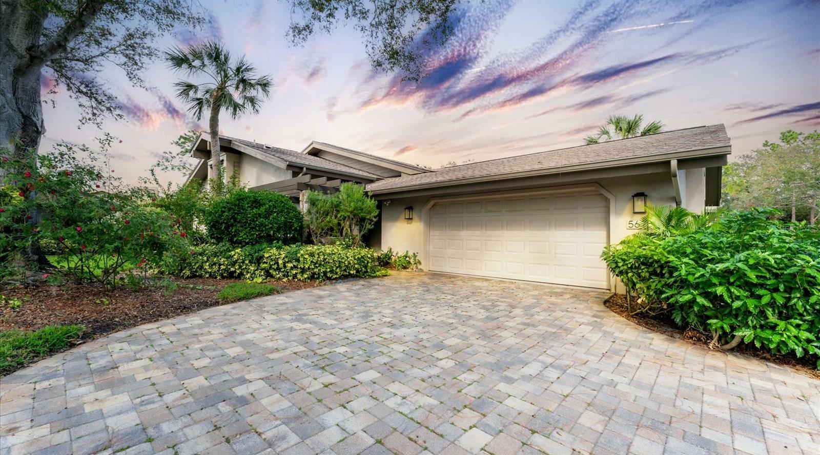 5675 Pipers Waite 40  Sarasota FL 34235 photo