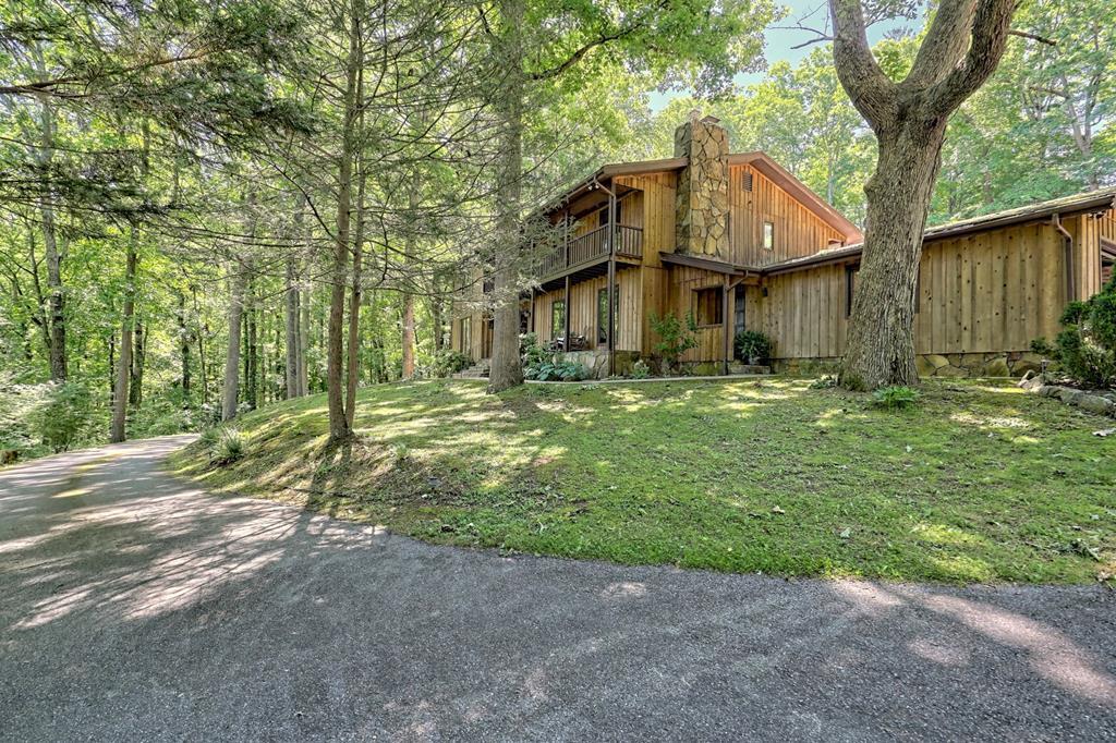 Property Photo:  192 Brookwood Drive  GA 30512 
