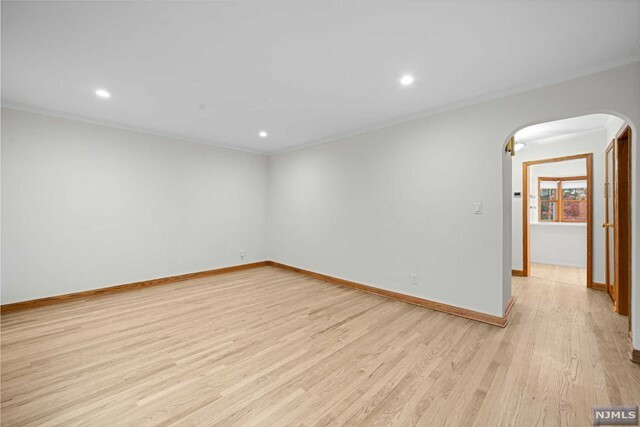 Property Photo:  586 Mount Prospect Avenue  NJ 07012 