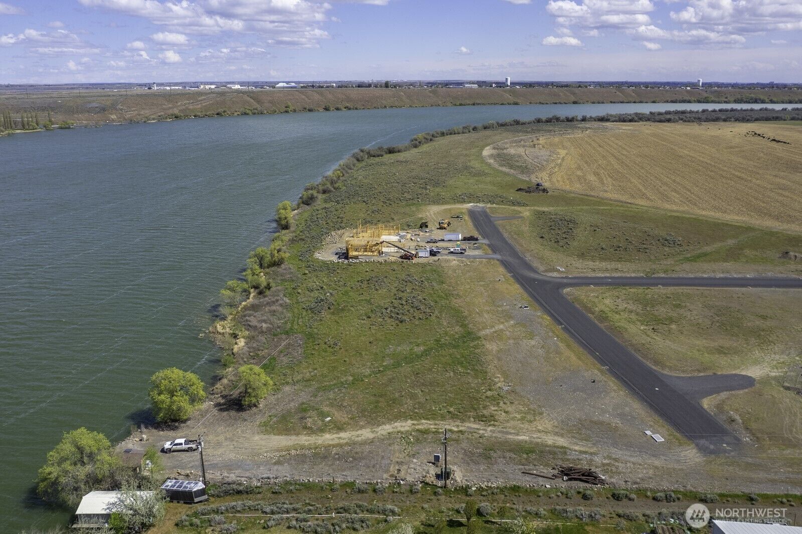 Property Photo:  4 Road  6.3  NE  WA 98837 