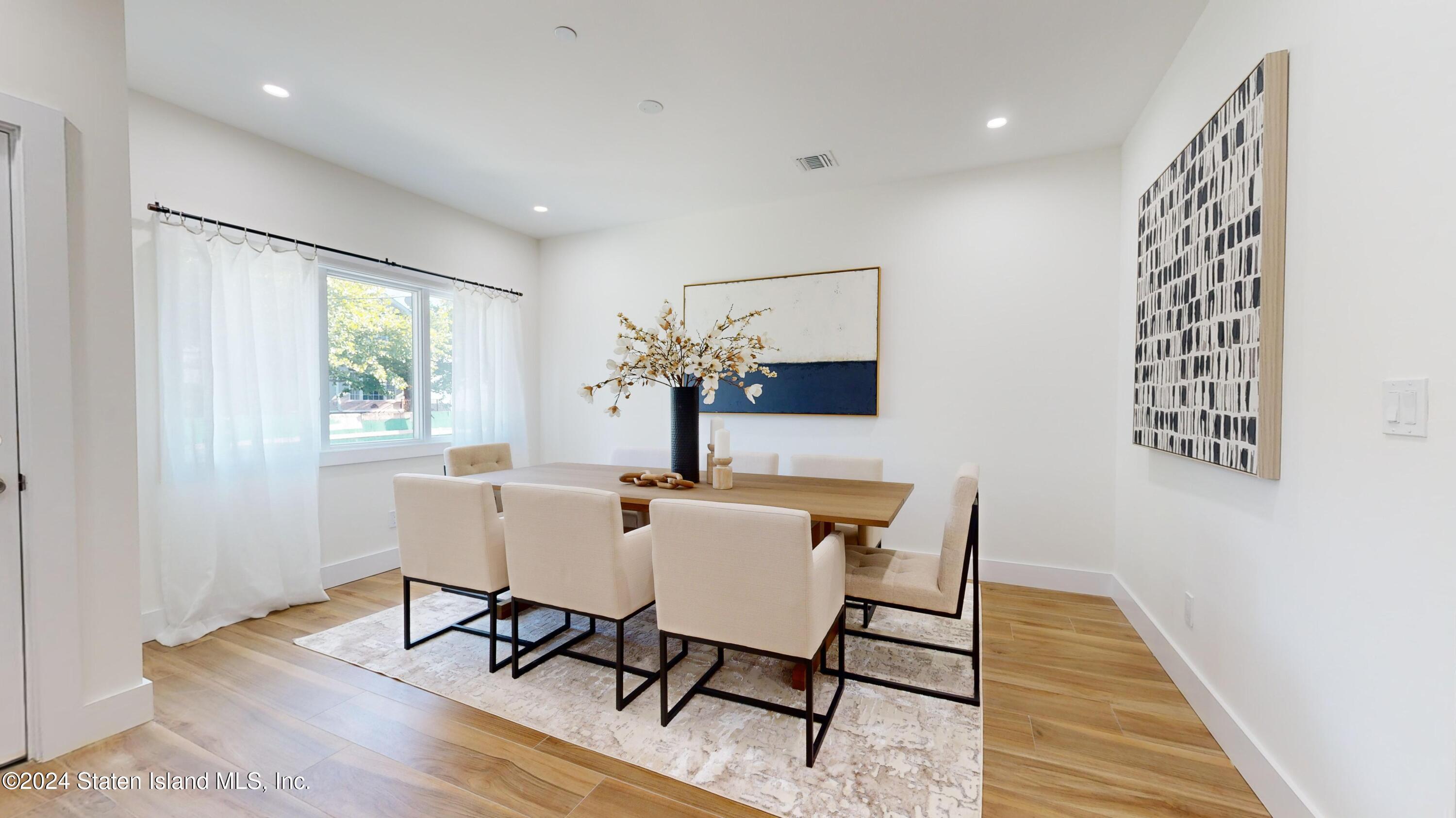 Property Photo: 24 Harris Lane NY 10309