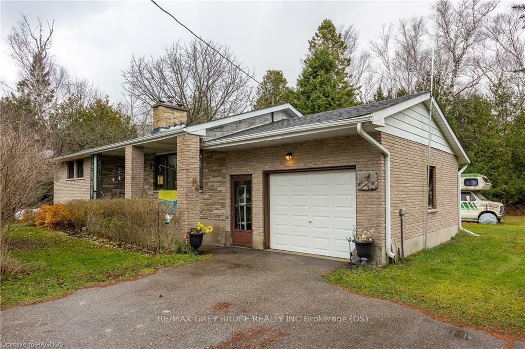 Property Photo: 564 Municipal Road ON N0H 2G0