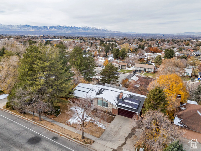 Property Photo:  7502 S Brighton Way E  UT 84121 