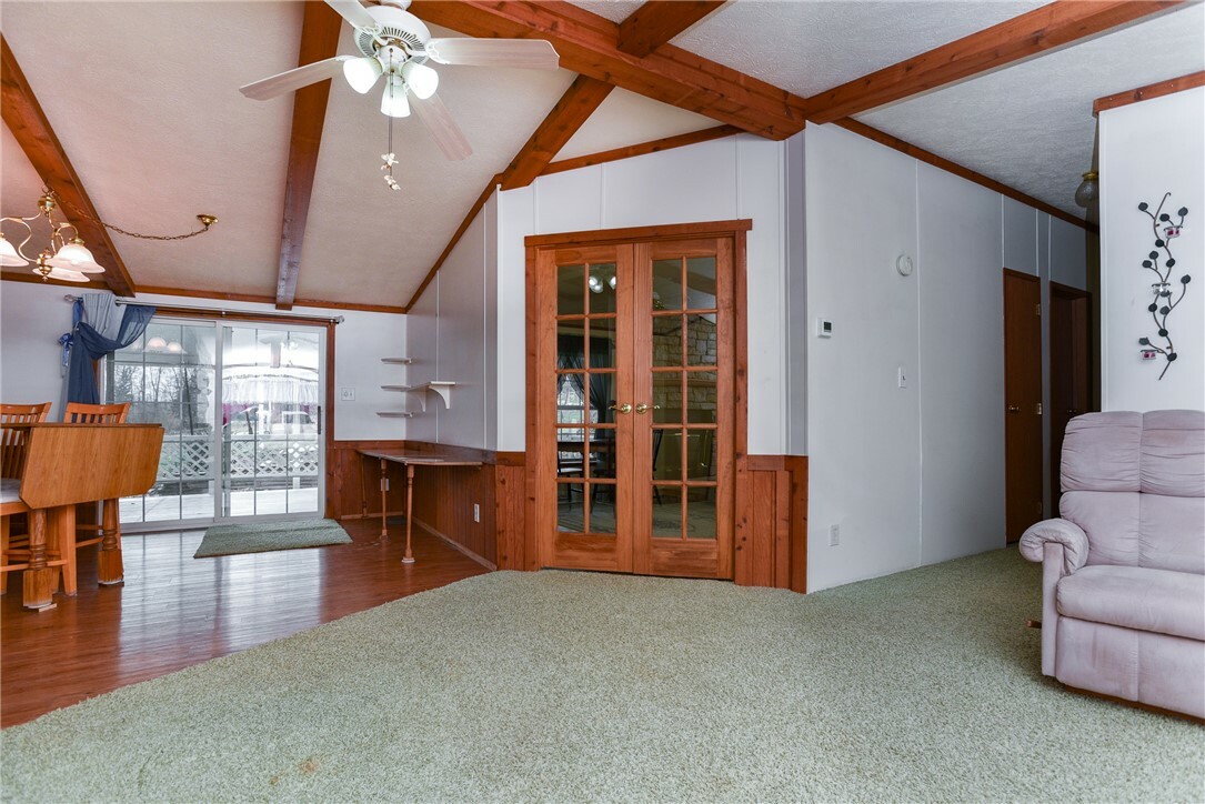 Property Photo:  19 Grubbs Rd  PA 15024 