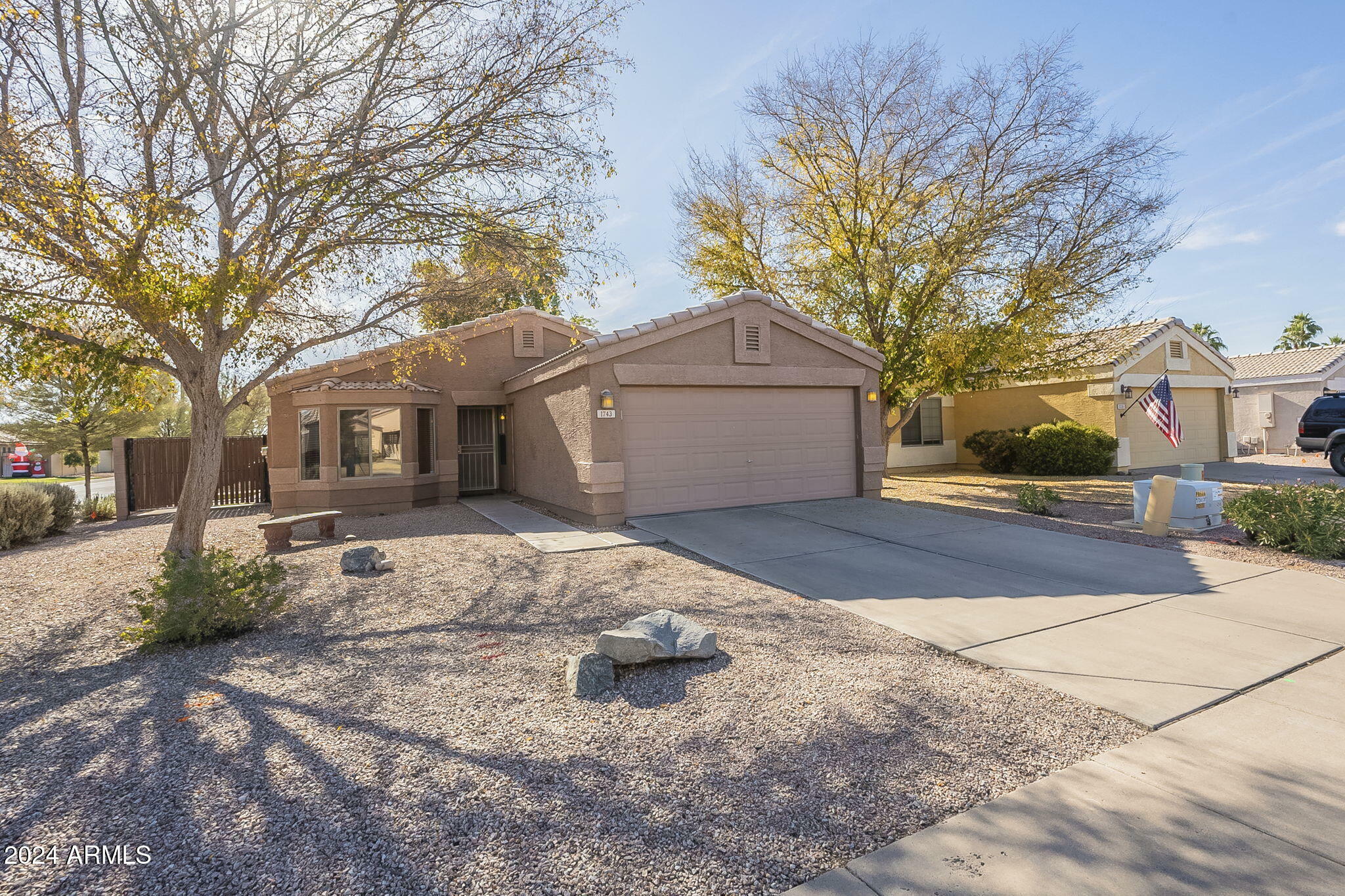 Property Photo: 1743 E Amber Lane AZ 85296