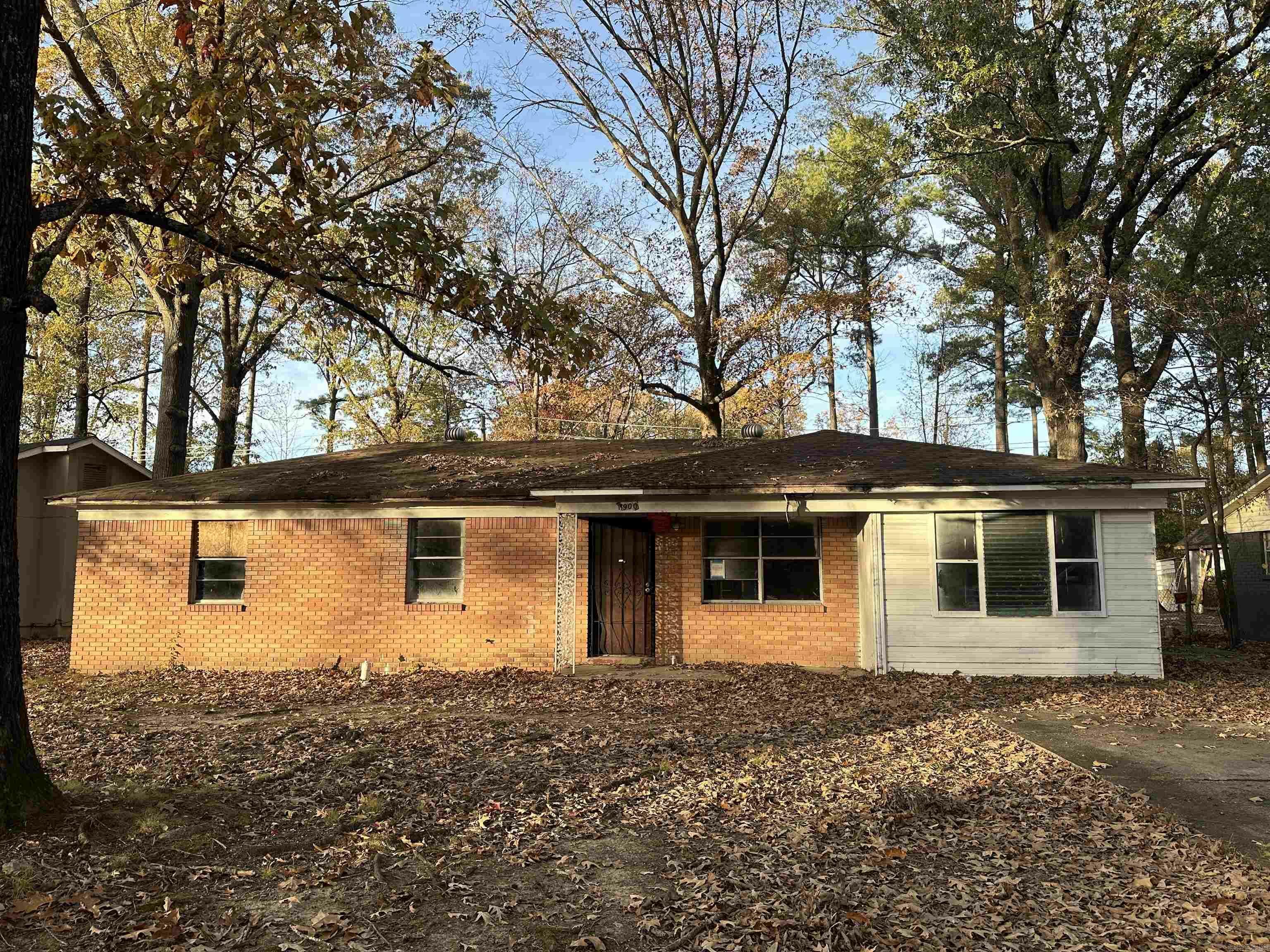 Property Photo:  7900 Eagle Drive  AR 72209 