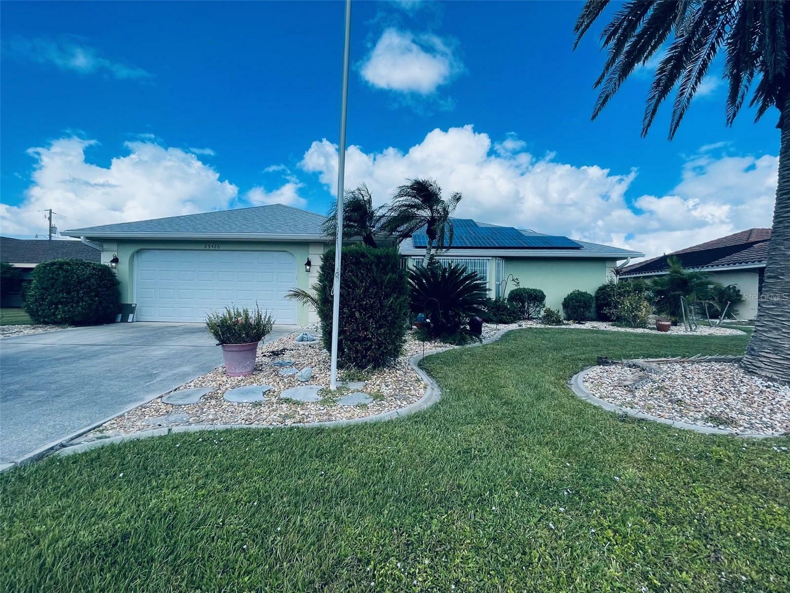 Property Photo:  25426 Rampart Boulevard  FL 33983 