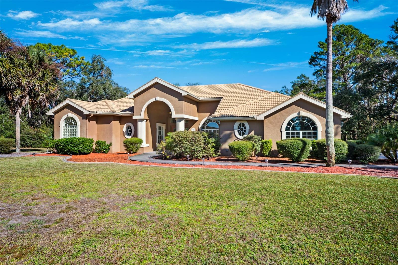 Property Photo:  9336 Tooke Shore Drive  FL 34613 