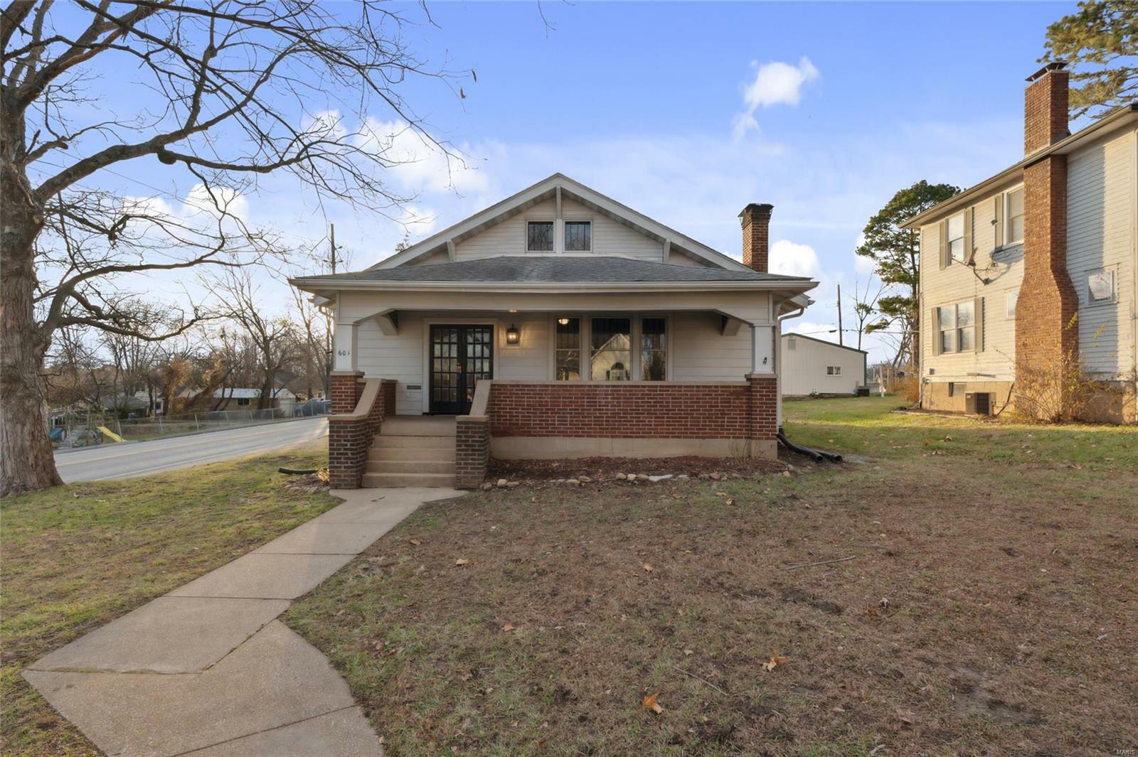 Property Photo:  601 Moore Street  MO 63028 