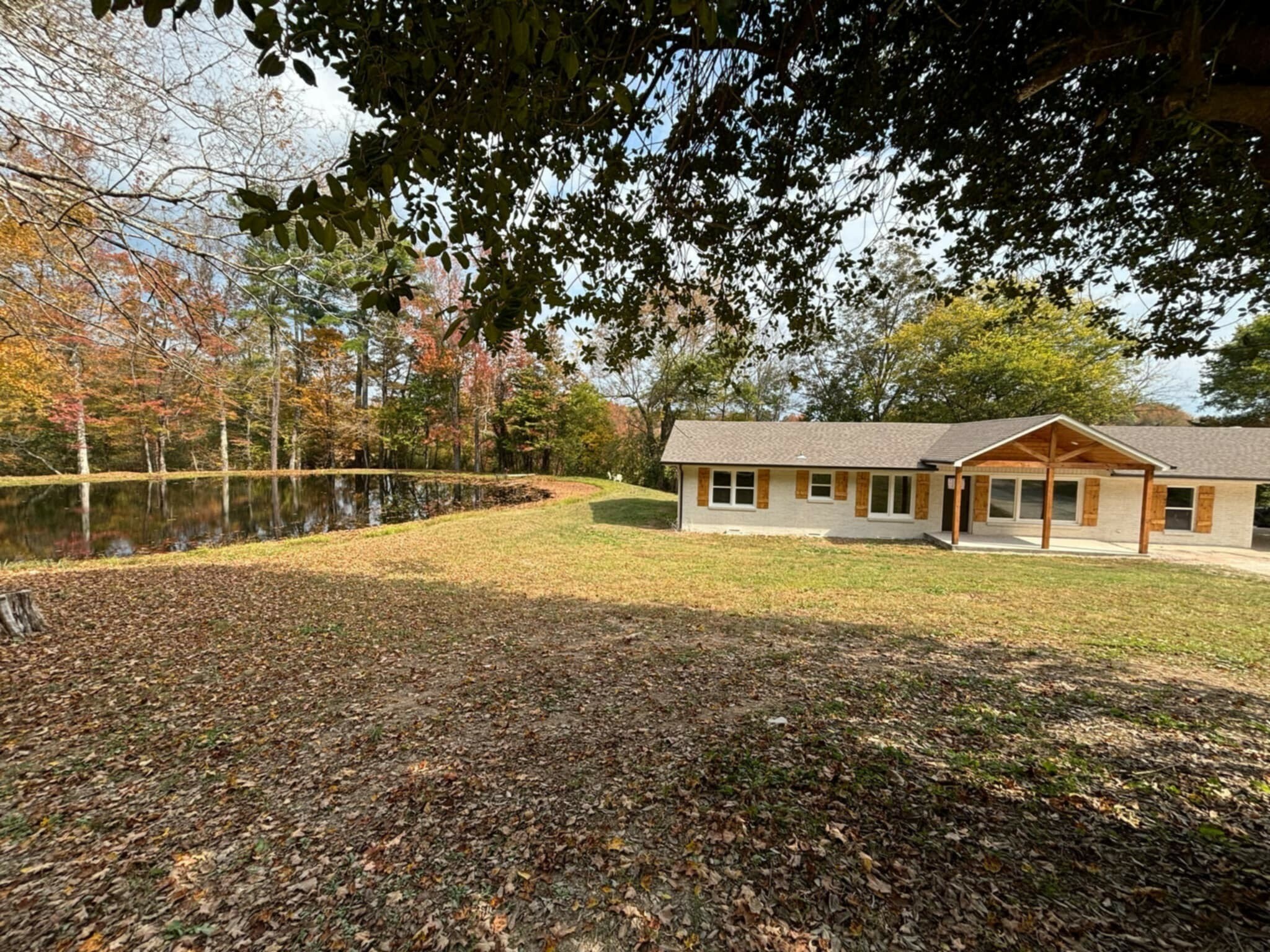 Property Photo:  4245 Hayes Branch Rd  TN 38452 