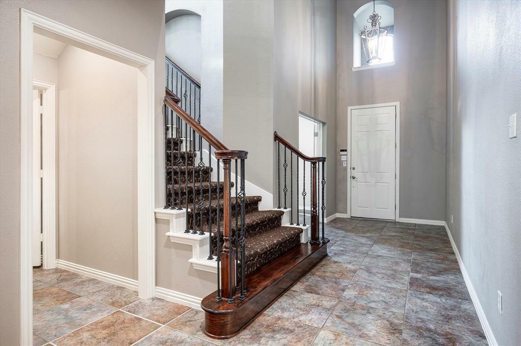 Property Photo:  6812 Valley Brook Drive  TX 75035 