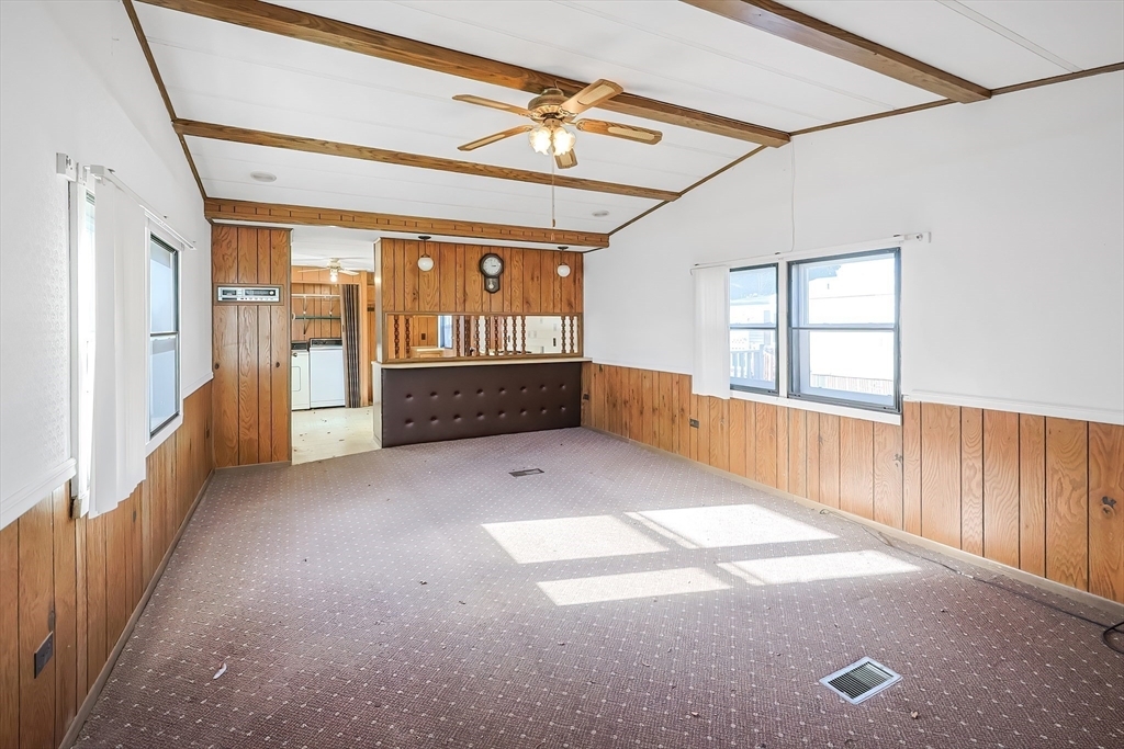 Property Photo:  32 Yankee Drummer Road  MA 01083 