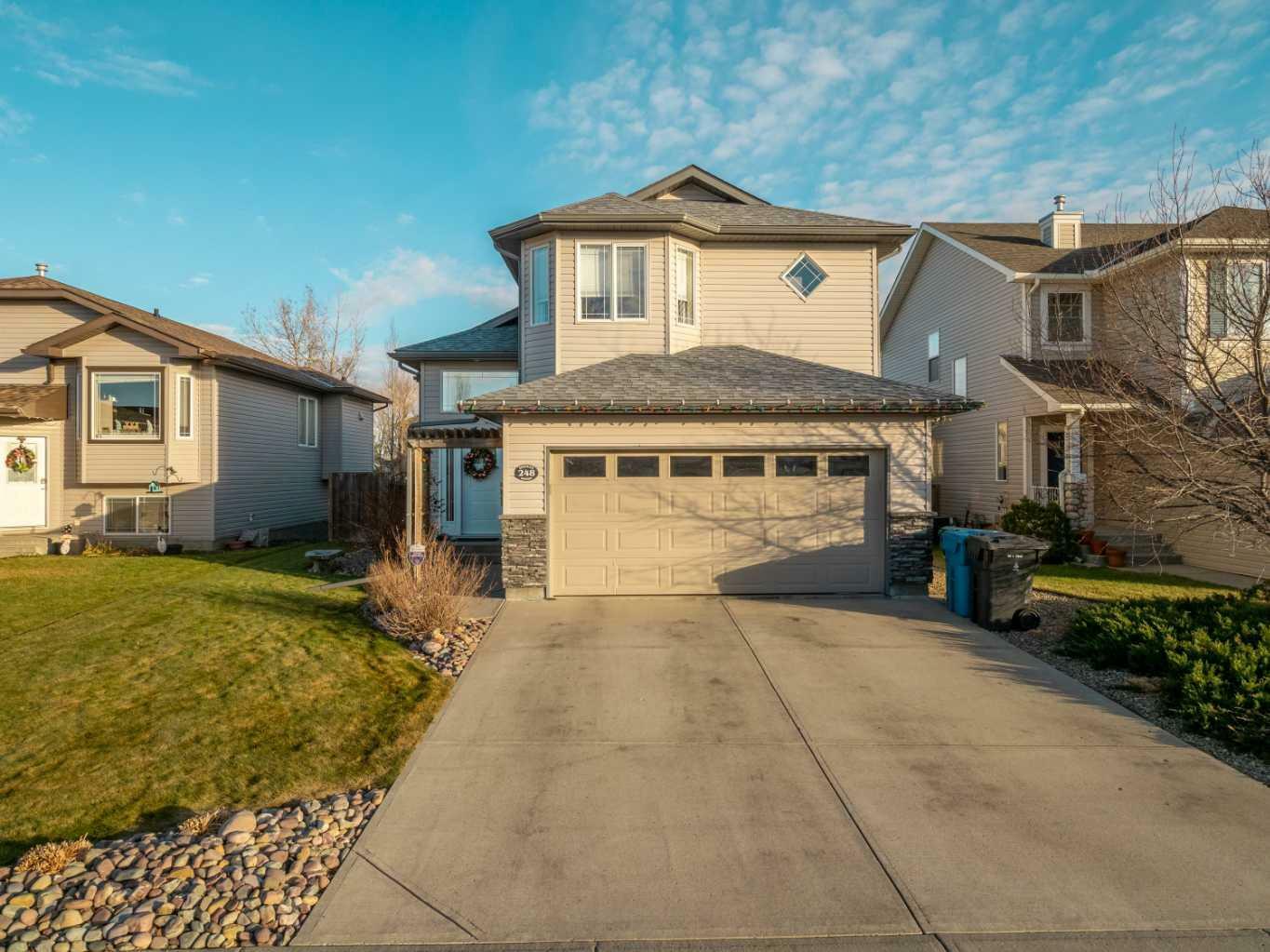 248 Squamish Court W  Lethbridge AB T1K 7Z1 photo