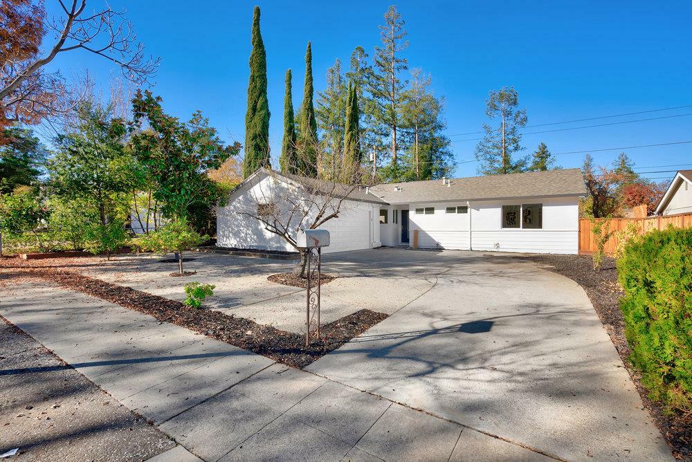 220 Highland Oaks Drive  Los Gatos CA 95032 photo