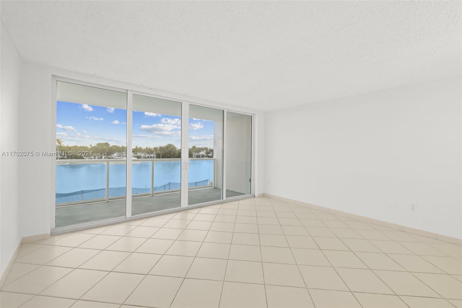 Property Photo:  5750 Collins Ave 3C  FL 33140 