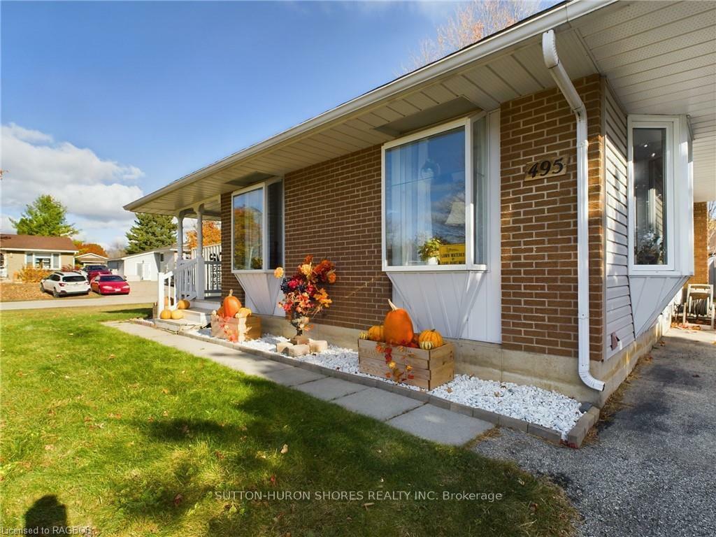 Property Photo: 495 Ridge Street ON N0H 2C1