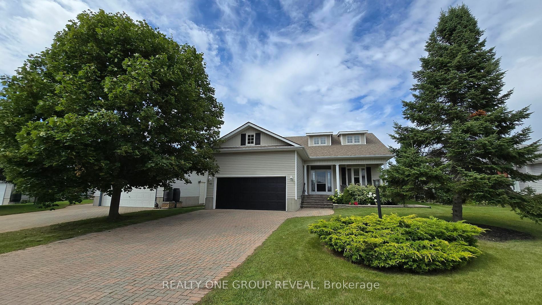 Property Photo:  45 Elmdale Dr  ON K0K 3L0 