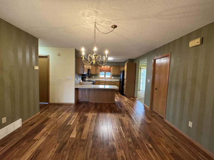 Property Photo: 1502 Northview Ln SD 57401