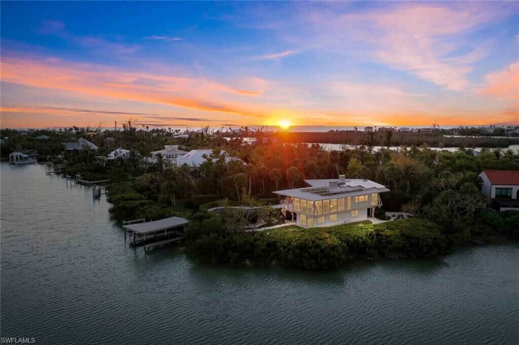 Property Photo: 2688 Coconut Dr FL 33957