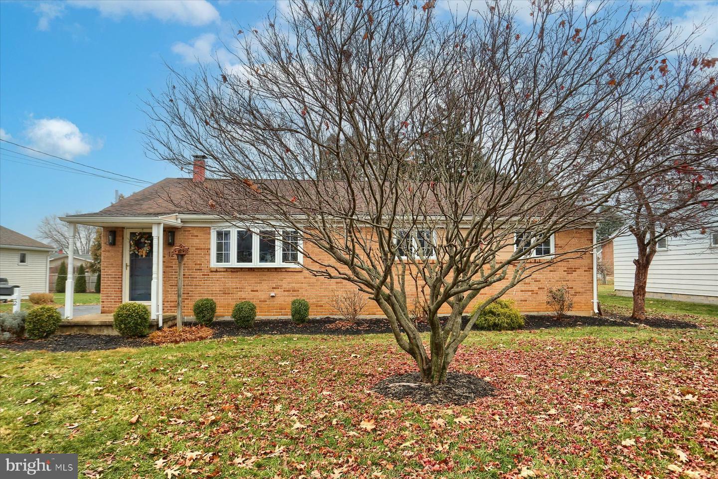 Property Photo:  12 Cedarhurst Lane  PA 17011 