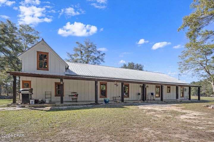 Property Photo: 147 Catahoula Road FL 32455