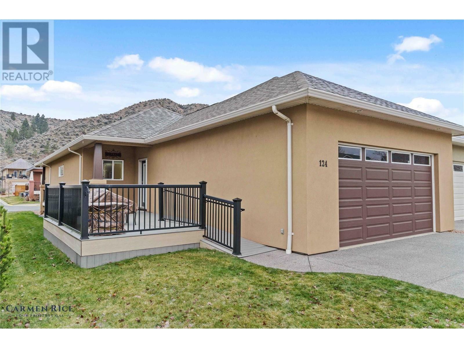 Property Photo:  2920 Valleyview Drive 124  BC V2C 0A8 