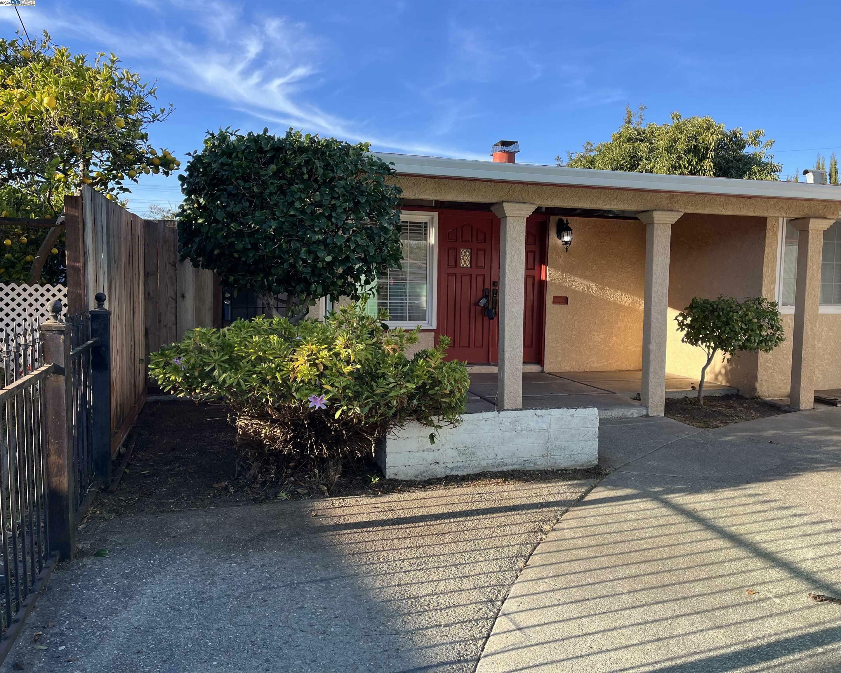 Property Photo:  2745 Bal Harbor Ln  CA 94545 