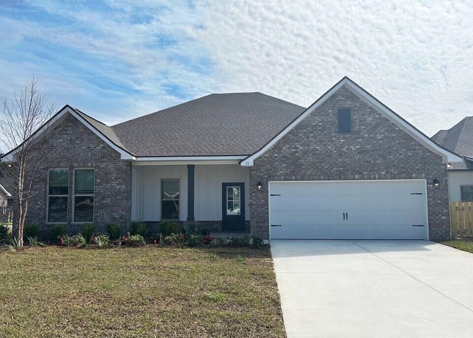 Property Photo: 33 Lumen Loop FL 32439