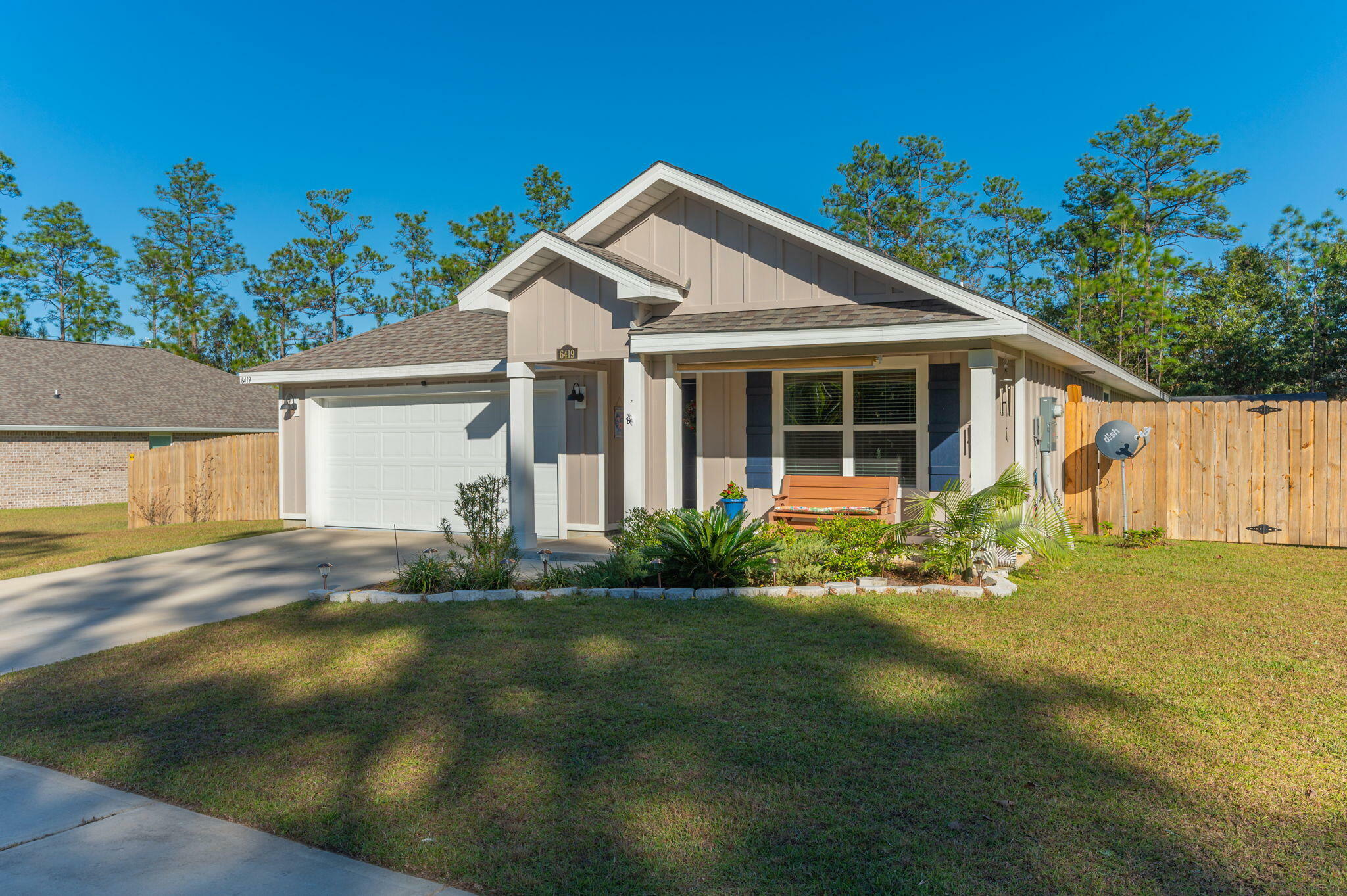 Property Photo:  6419 Arcadia Bluffs Avenue  FL 32567 