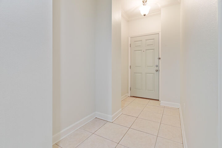 Property Photo: 113 SE Brooks Street Unit 105 FL 32548