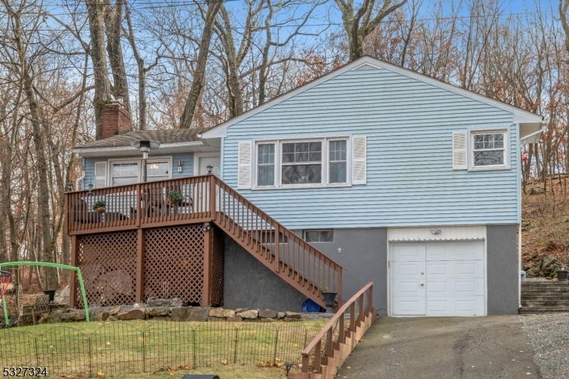 Property Photo:  29 Longview Rd  NJ 07871 