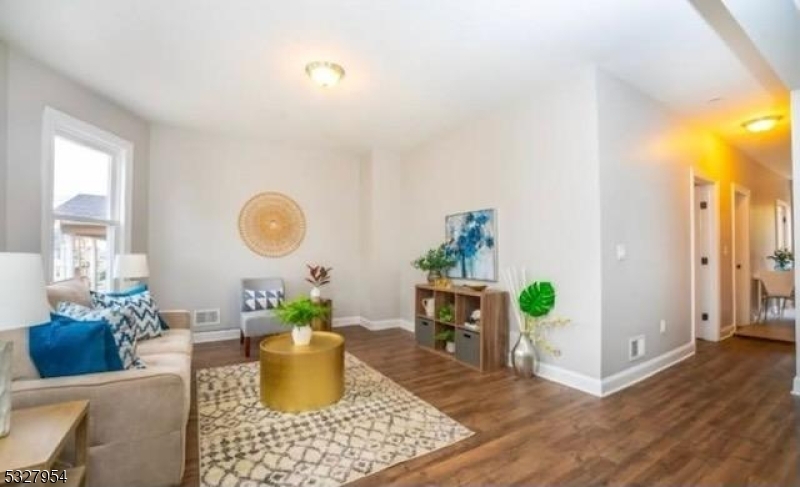 Property Photo:  144 Wilson Ave 1  NJ 07032 