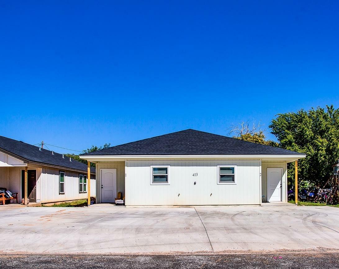 Property Photo:  409 Cedar Avenue  TX 79382 