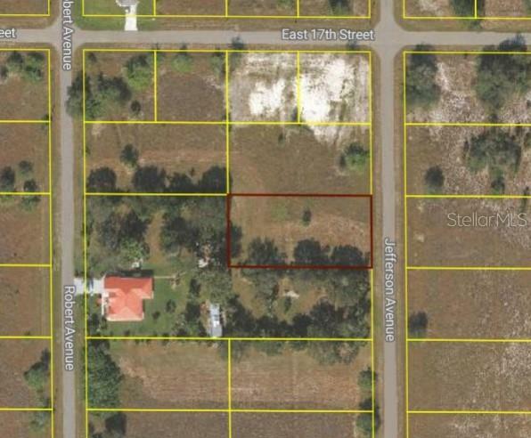 Property Photo:  1619 Jefferson Avenue  FL 33972 