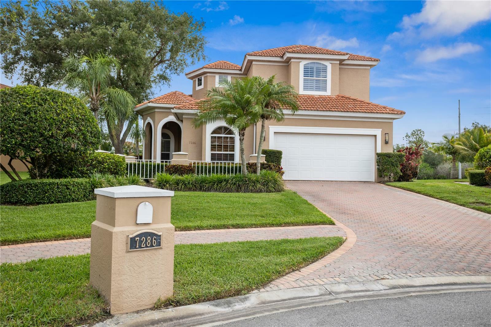 Property Photo:  7286 Maidencane Court  FL 33777 