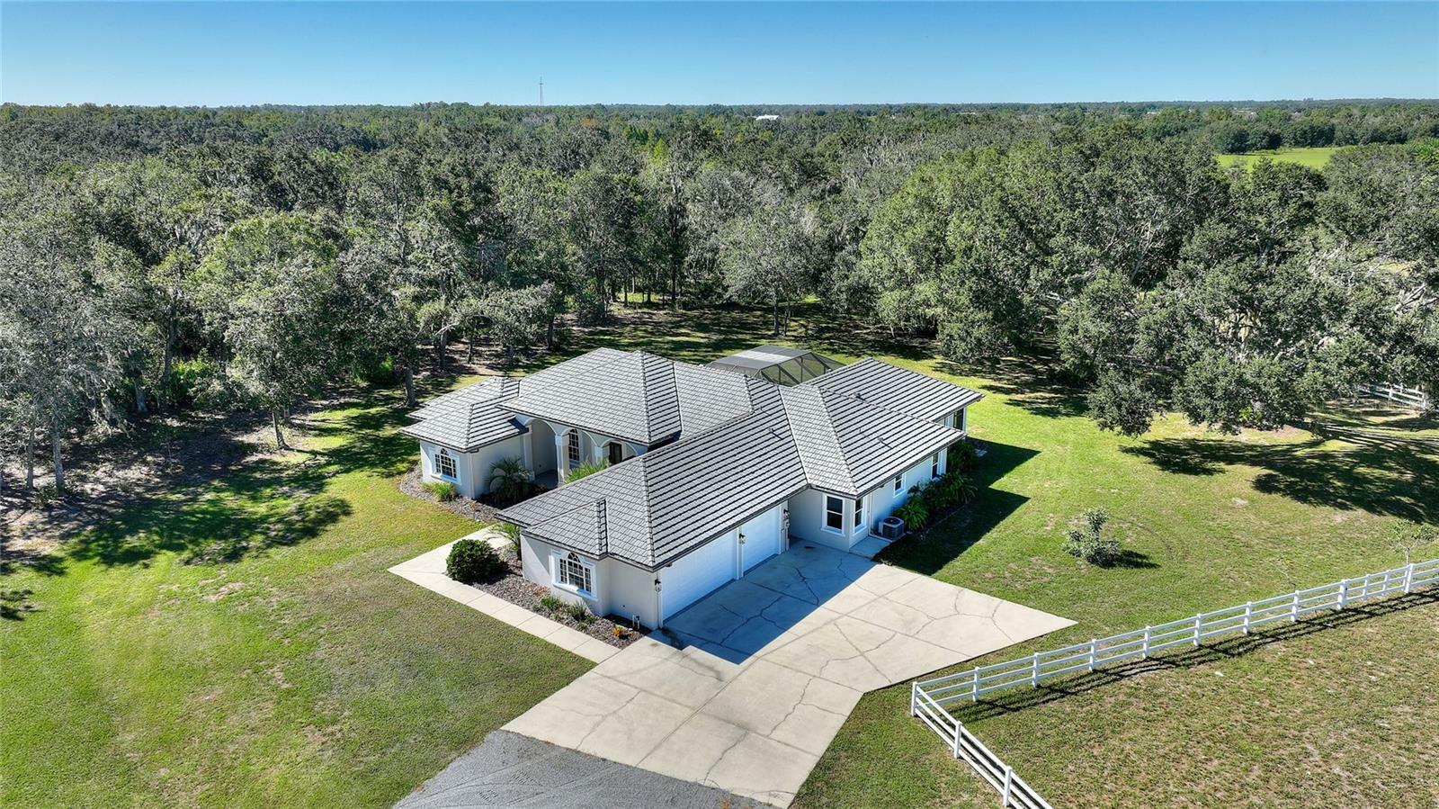 Property Photo:  8965 Bunker Hill Road  FL 34219 