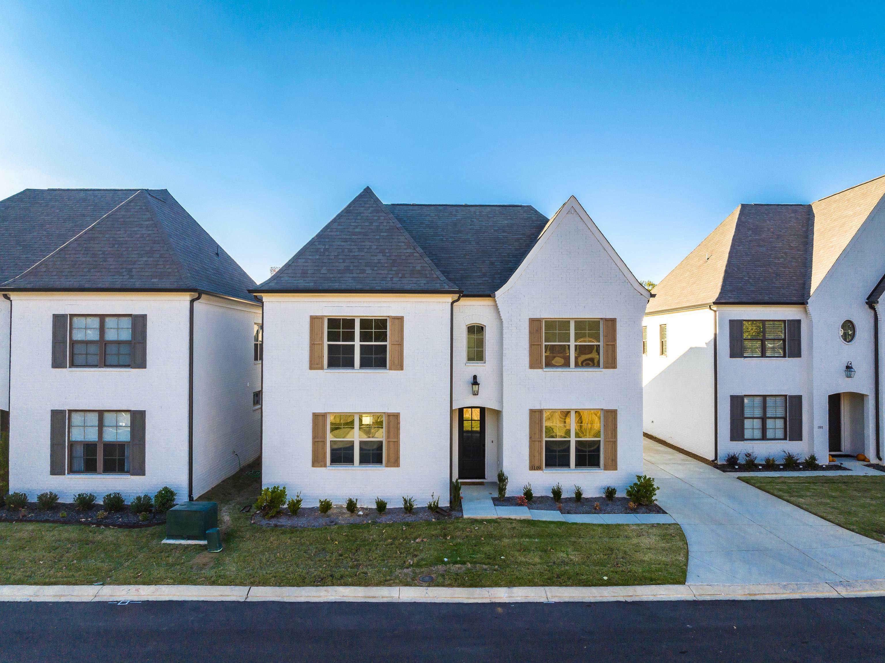 Property Photo: 1109 Park Green Cv TN 38119
