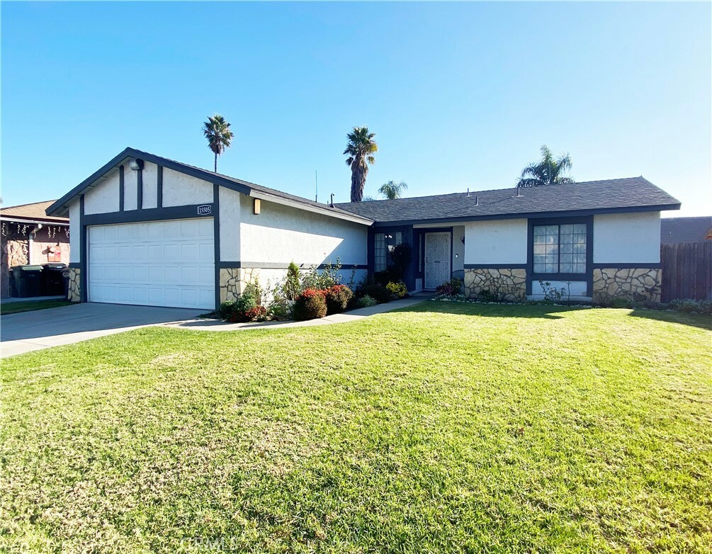 Property Photo:  15505 Sandhurst Street  CA 92336 