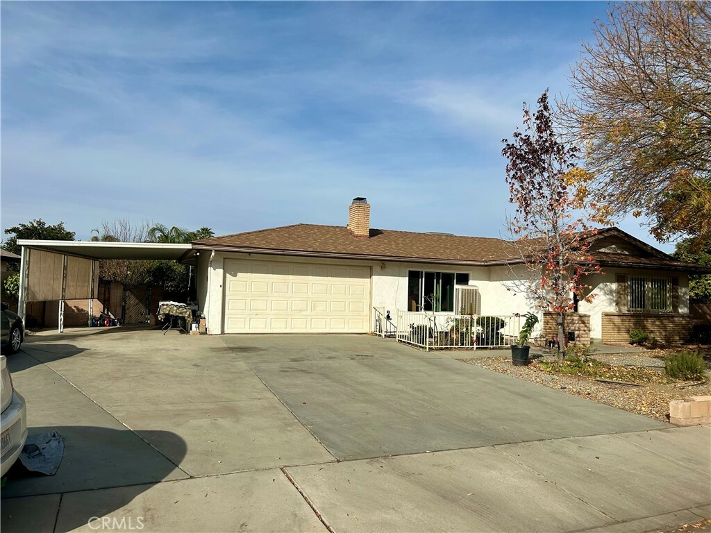 Property Photo:  41348 Torrey Pine Ct  CA 92544 