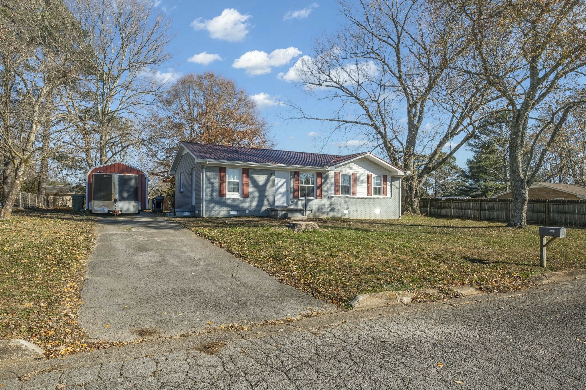 Property Photo:  509 Victor St  TN 38464 